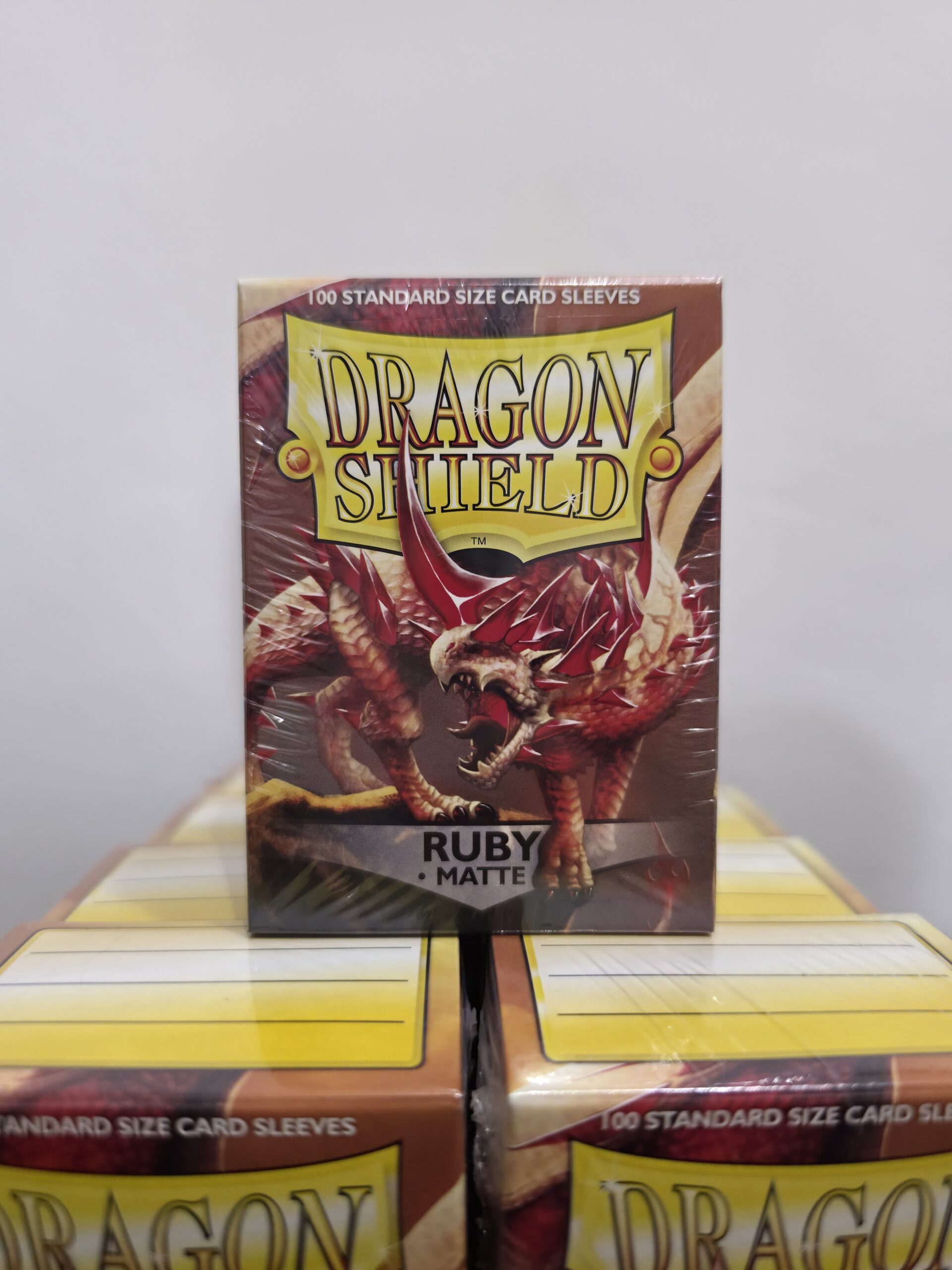 Dragonshield Ruby MATTE standard Size 100p